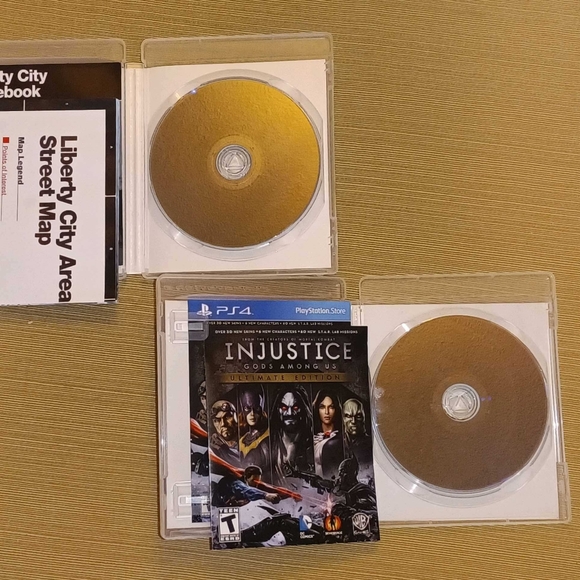 PS3 game bundle - Picture 2 of 2